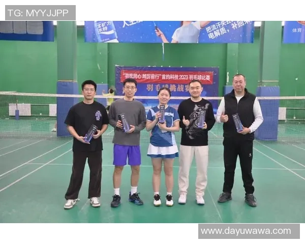 南京羽毛球队在羽毛球比赛经验排行榜中荣获第十名的荣耀时刻